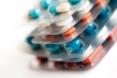 О порядке отпуска лекарственных препаратов по рецептам врачей (фельдшеров) из аптечных организаций